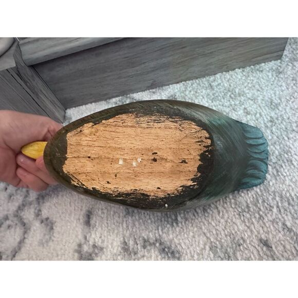 Vintage Handpainted Wooden Carbed Decoy Decor - Picture 4 of 13